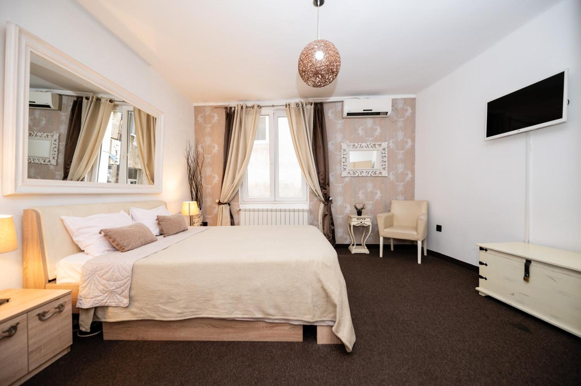 Central Belgrade Apartments Free Parking เบลเกรด ภายนอก รูปภาพ