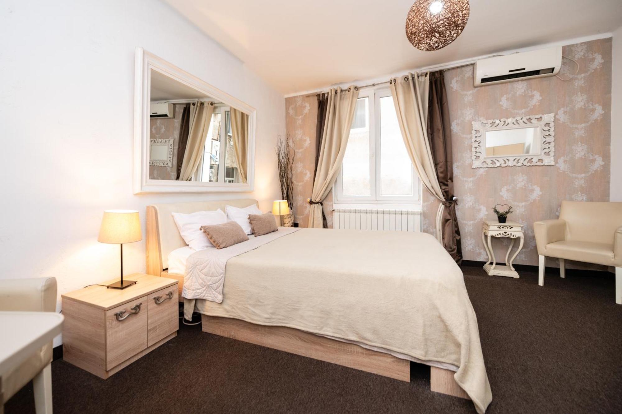 Central Belgrade Apartments Free Parking เบลเกรด ภายนอก รูปภาพ