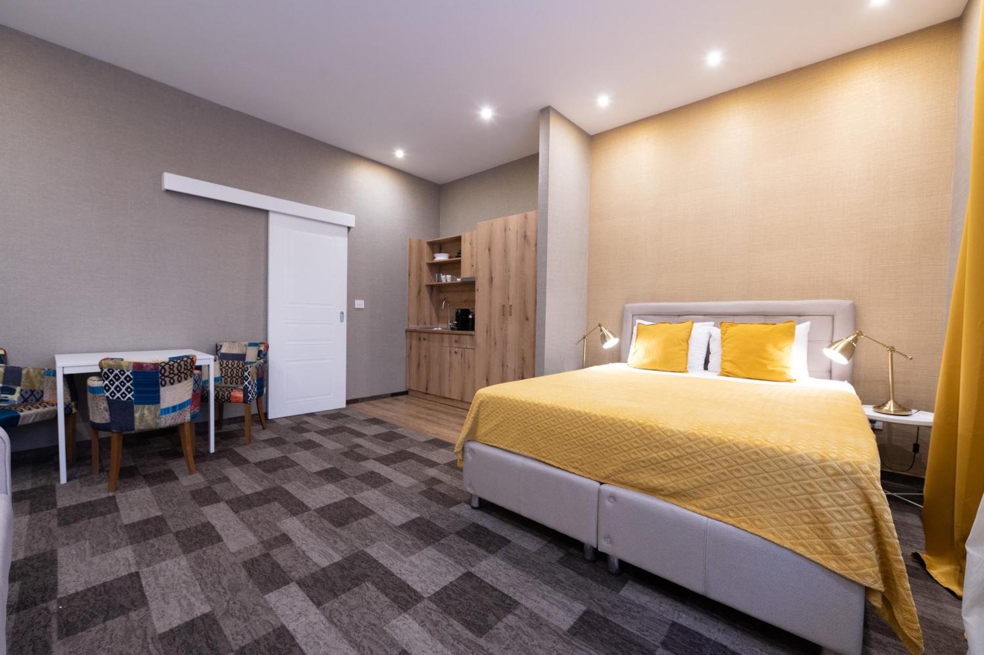 Central Belgrade Apartments Free Parking เบลเกรด ภายนอก รูปภาพ
