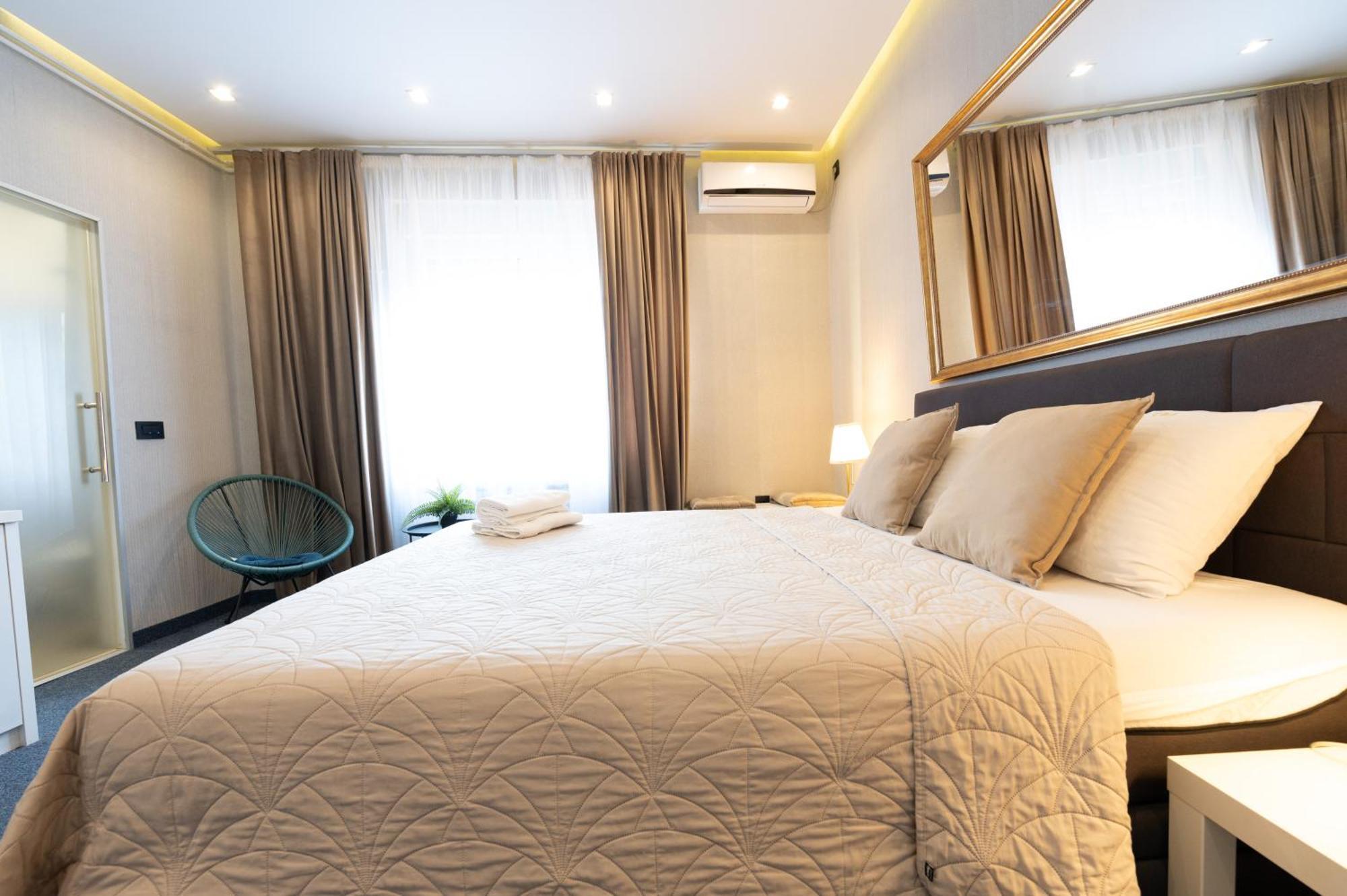 Central Belgrade Apartments Free Parking เบลเกรด ภายนอก รูปภาพ